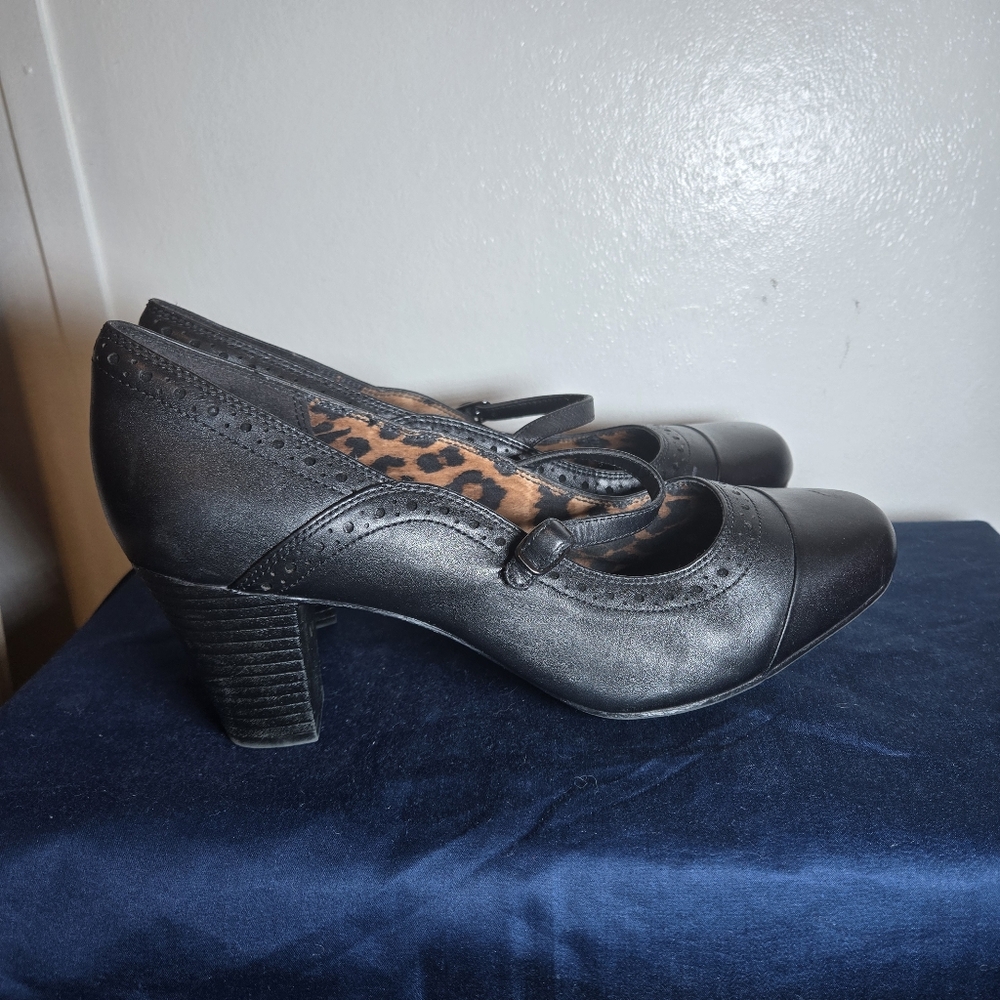 Clarks Black Leather Mary Jane Pumps Heels Womens Size 11 Style 67262